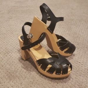 Swedish Hasbeens, size 37